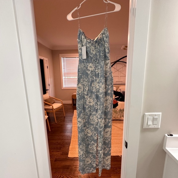 Reformation Frankie Silk Dress in Porcelain Size 4 - Picture 4 of 4